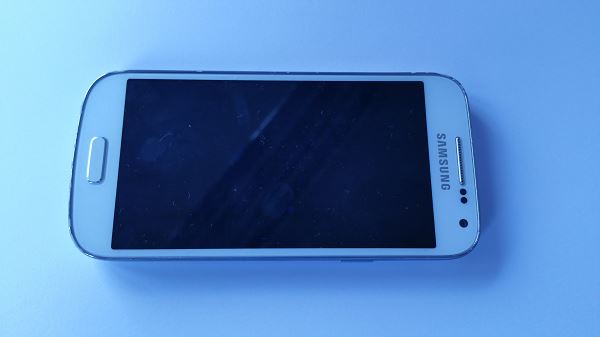 Guide de réparation Samsung Galaxy S4 mini étape 1